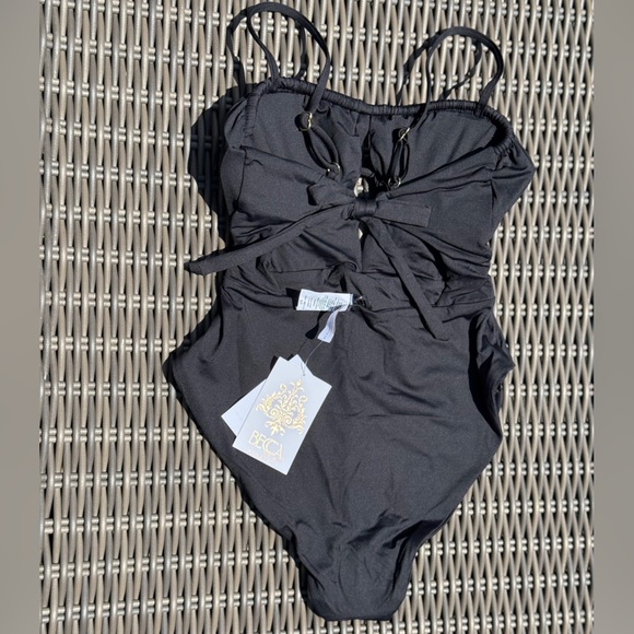 Becca Black One Piece Swimsuit - Size S - NWT - Picture 13 of 16